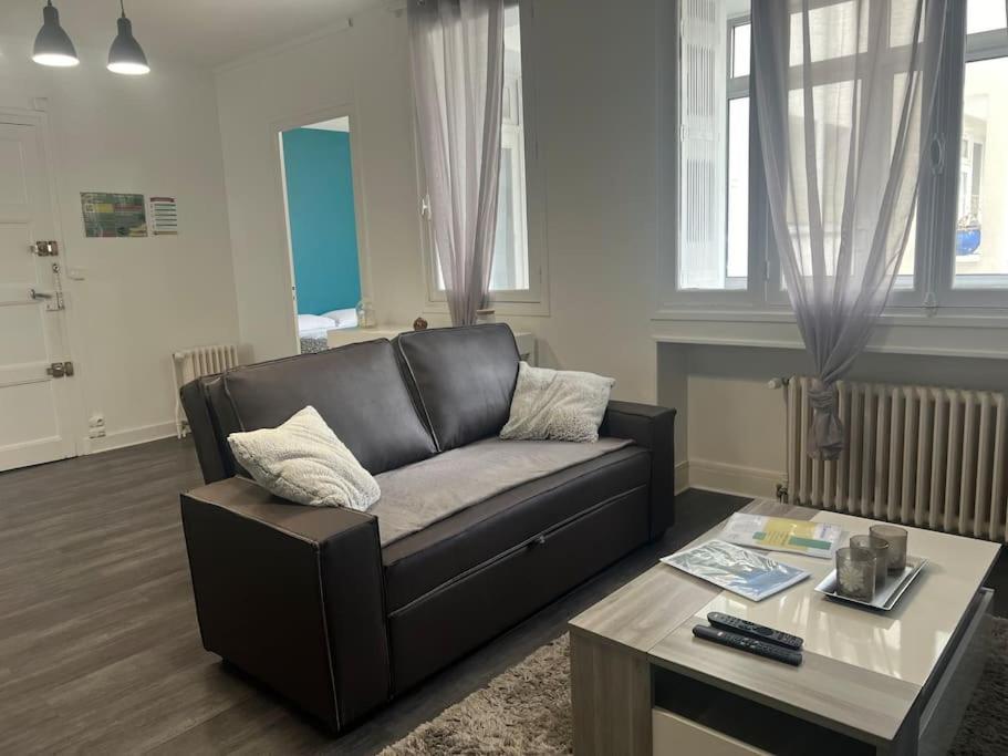 Appartement Proche Des Facs Lebon Clermont-Ferrand Exterior foto